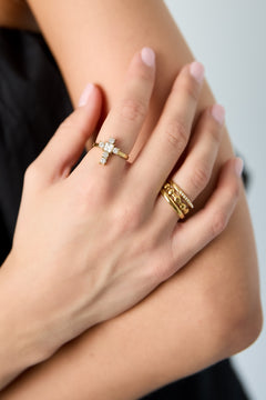 Noémi Cross Ring