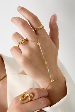 Aurelia Flower Handketting